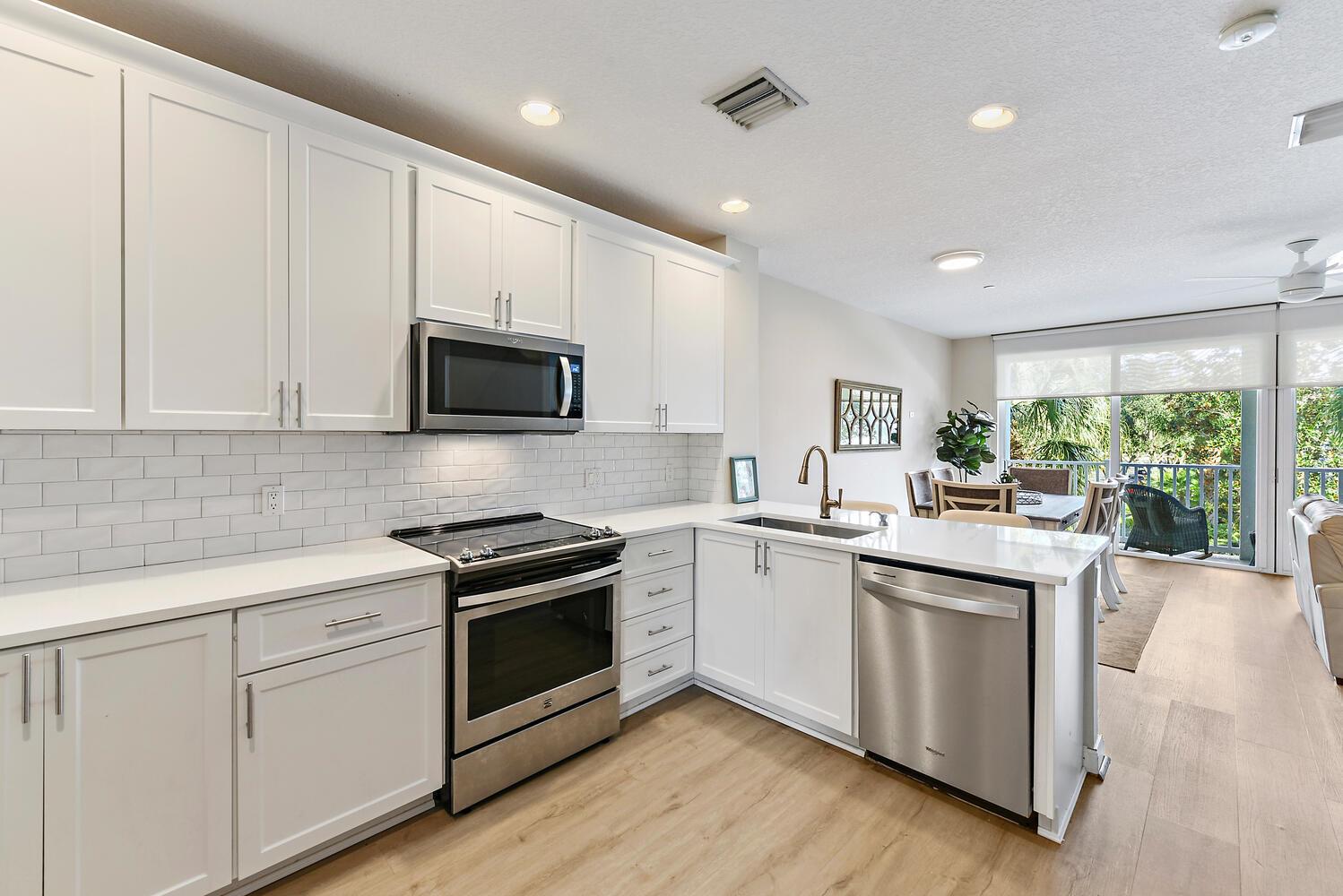 MARTINIQUE AT ABACOA 1 - Residential