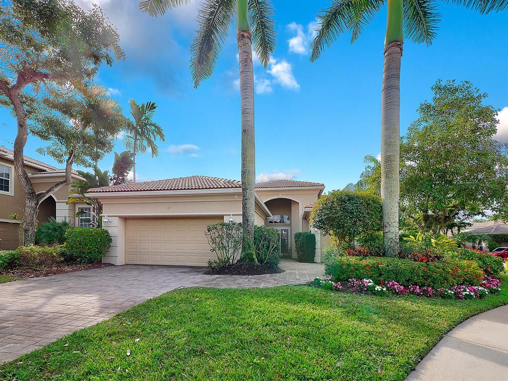 Photo of 61 Laguna Drive, Palm Beach Gardens, FL 33418 (MLS # R10682209)