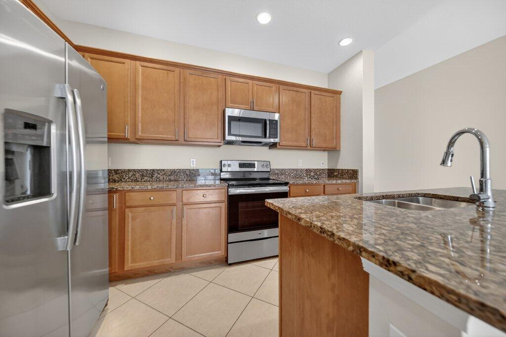 RIVER MARINA - Residential