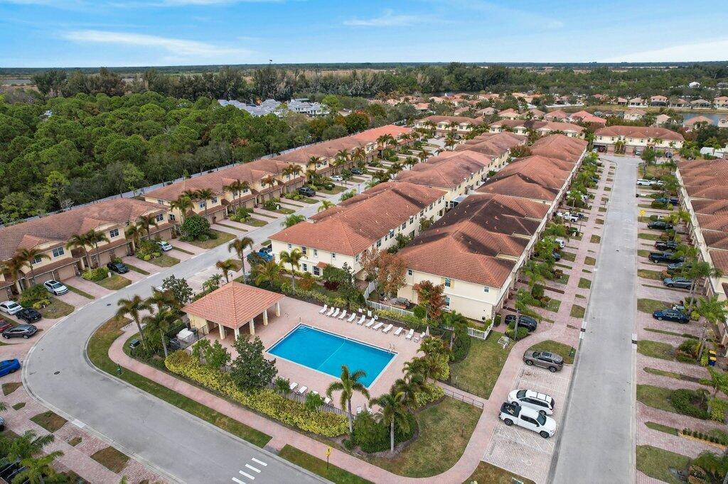 RIVER MARINA - Residential