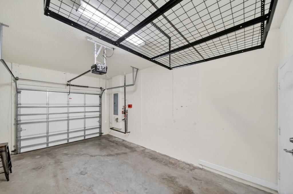 RIVER MARINA - Residential