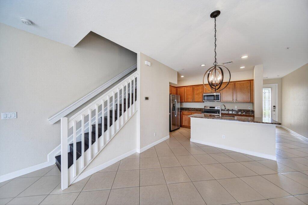 RIVER MARINA - Residential