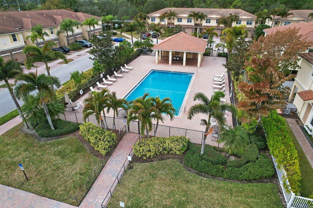 RIVER MARINA - Residential