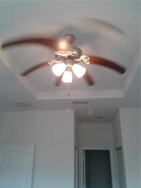 CHARLESTON COMMONS LT 49 - Residential Lease