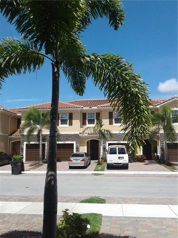 CHARLESTON COMMONS LT 49 - Residential Lease