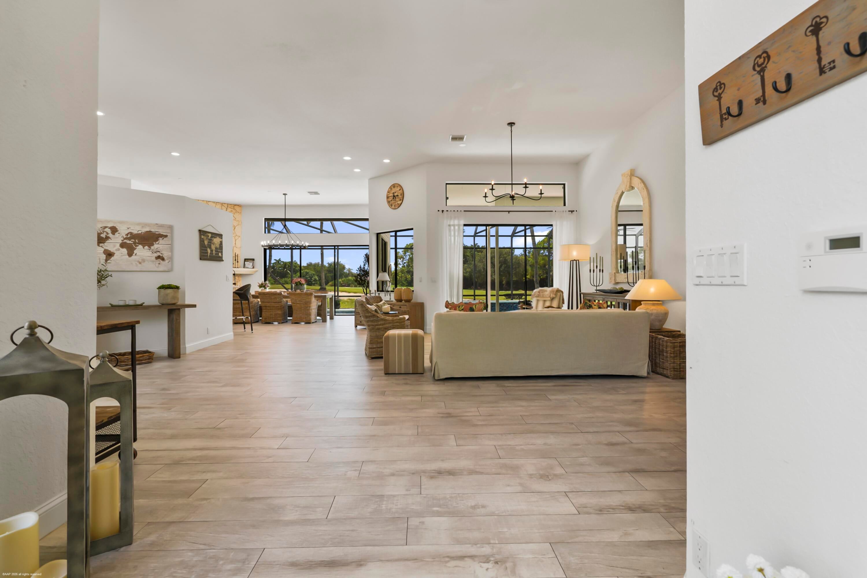 Properties 1902 S CLUB Drive