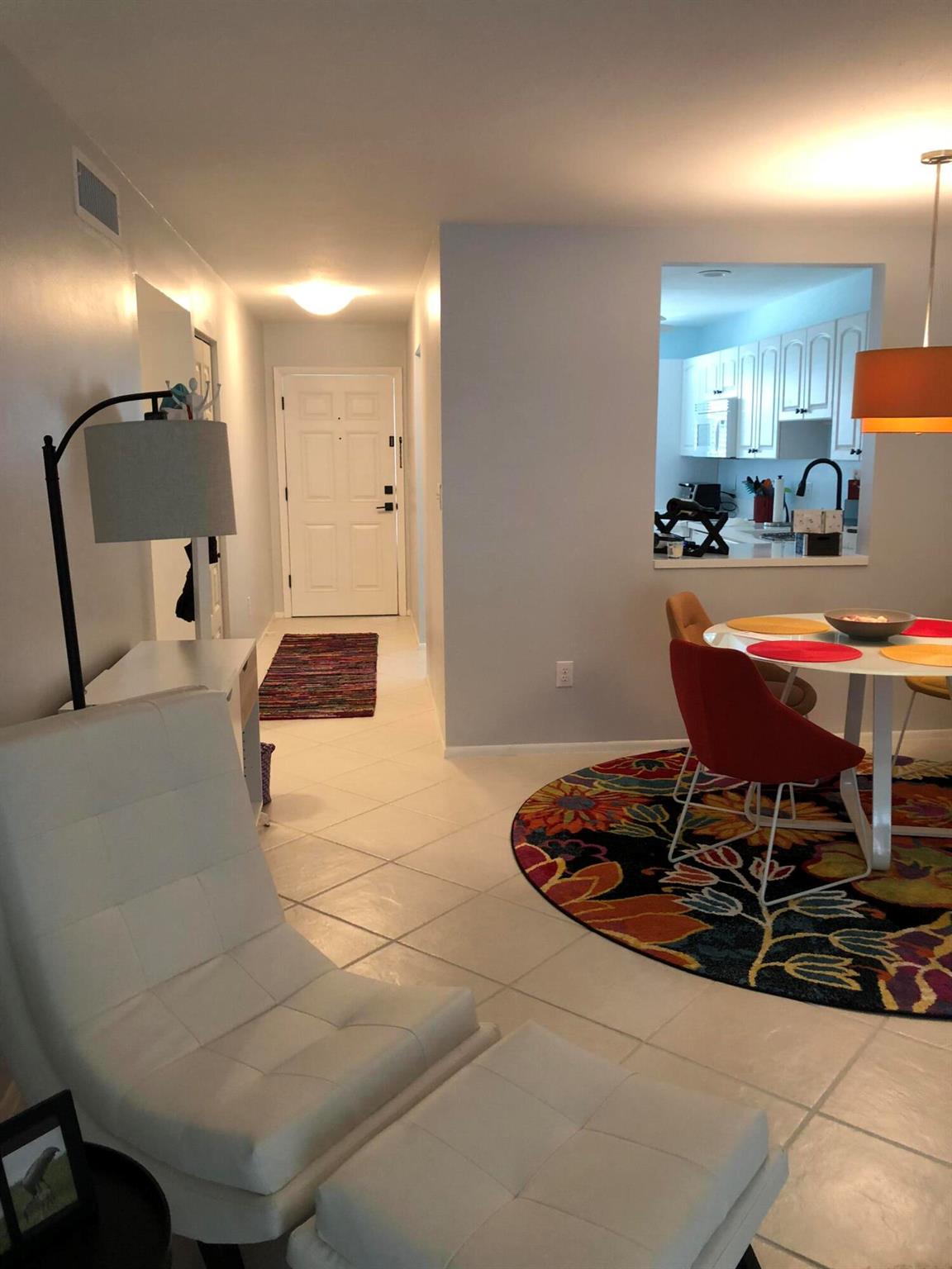 COMMODORE CONDOMINIUM - Residential Lease