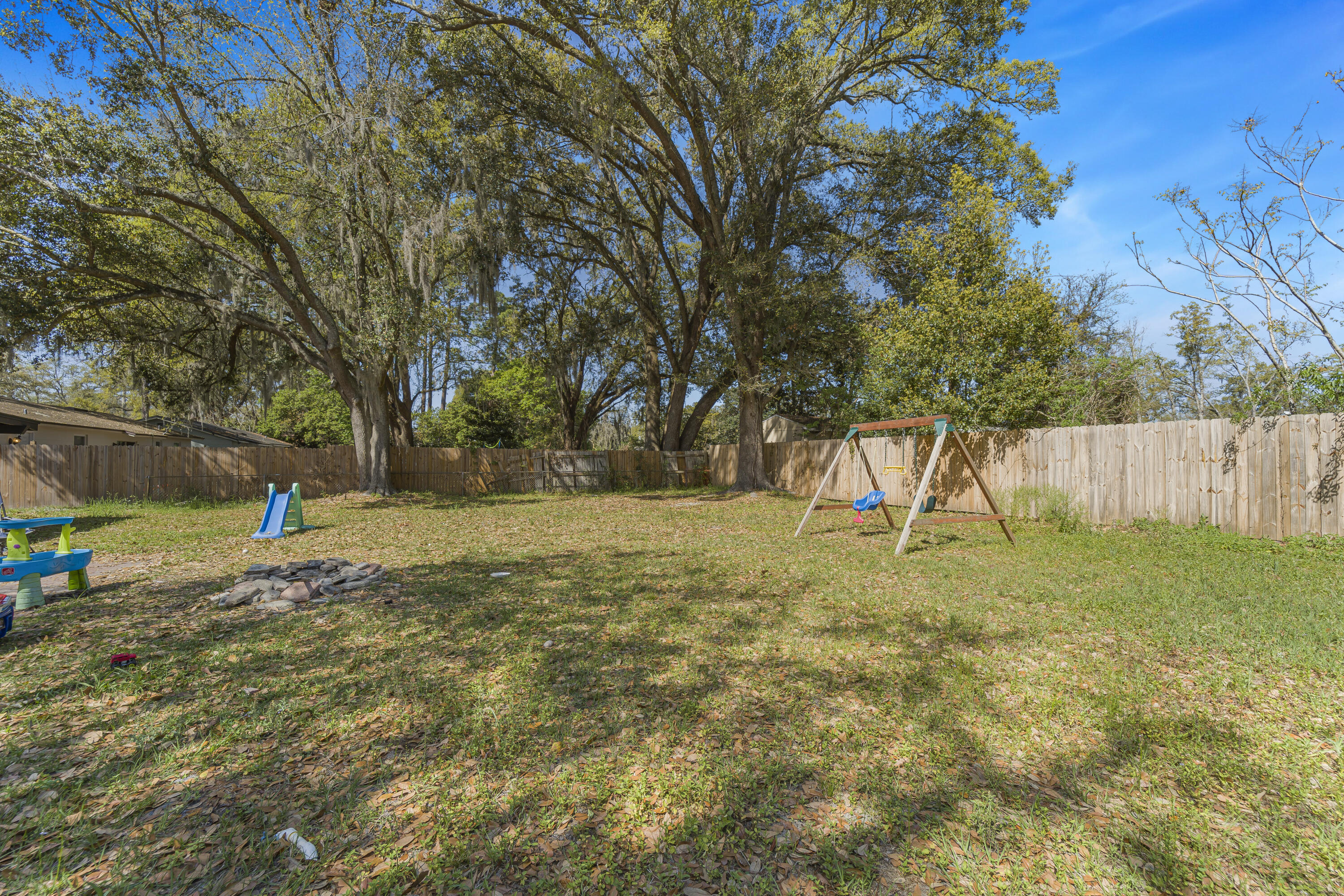 MANDARIN TERRACE UNIT 01 - Residential