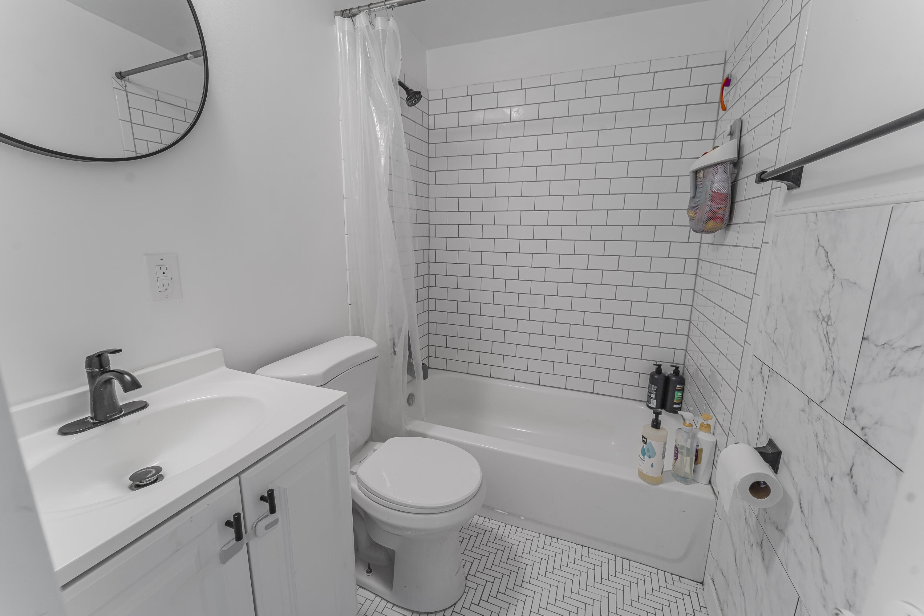 MANDARIN TERRACE UNIT 01 - Residential