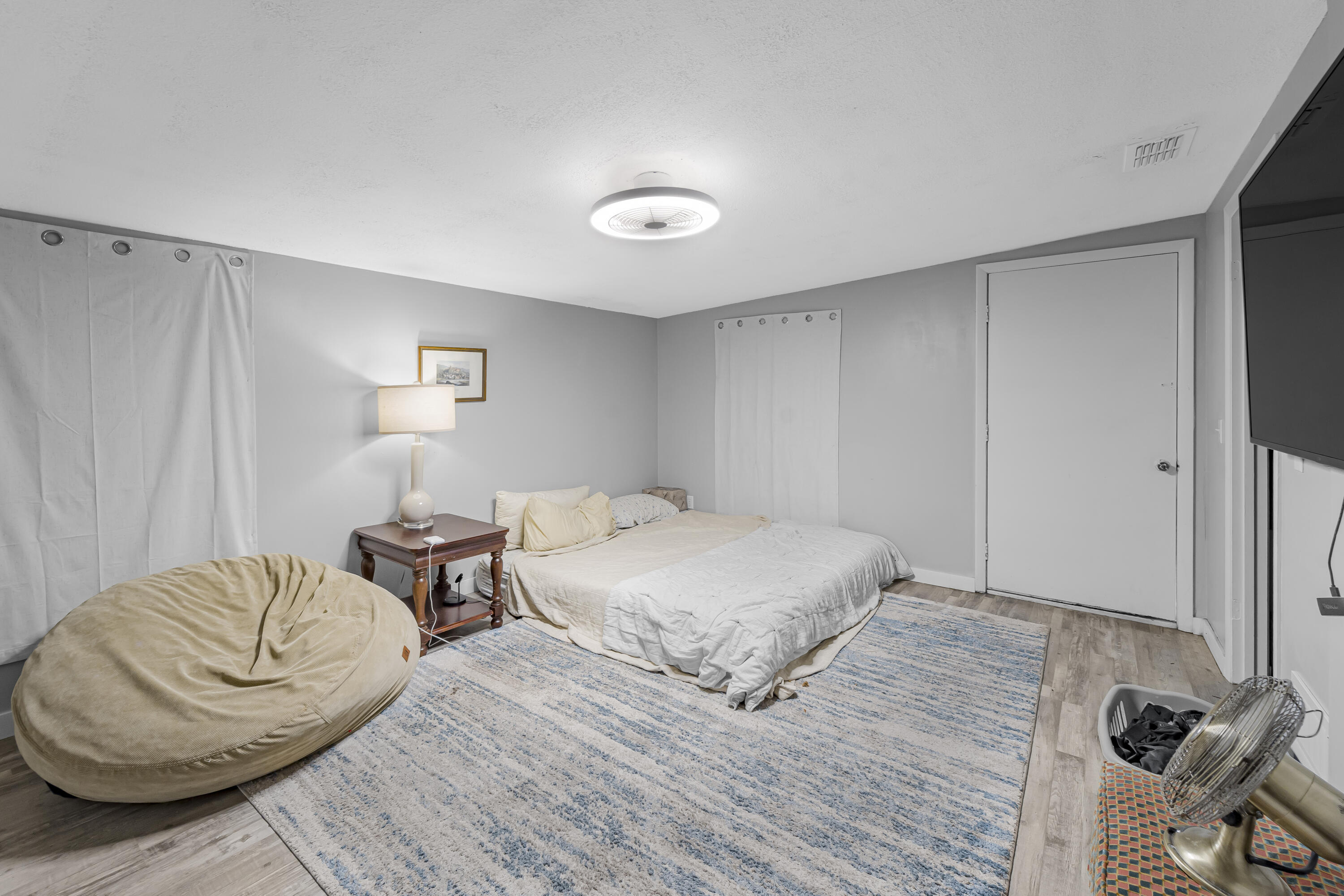 MANDARIN TERRACE UNIT 01 - Residential