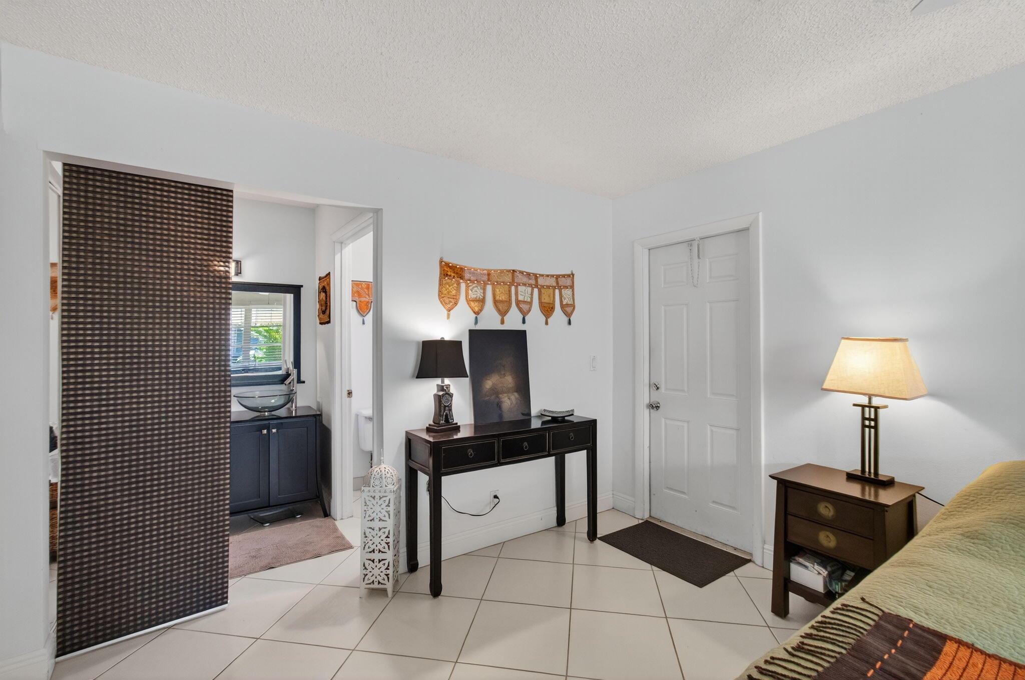HIGH POINT OF DELRAY SEC - Residential