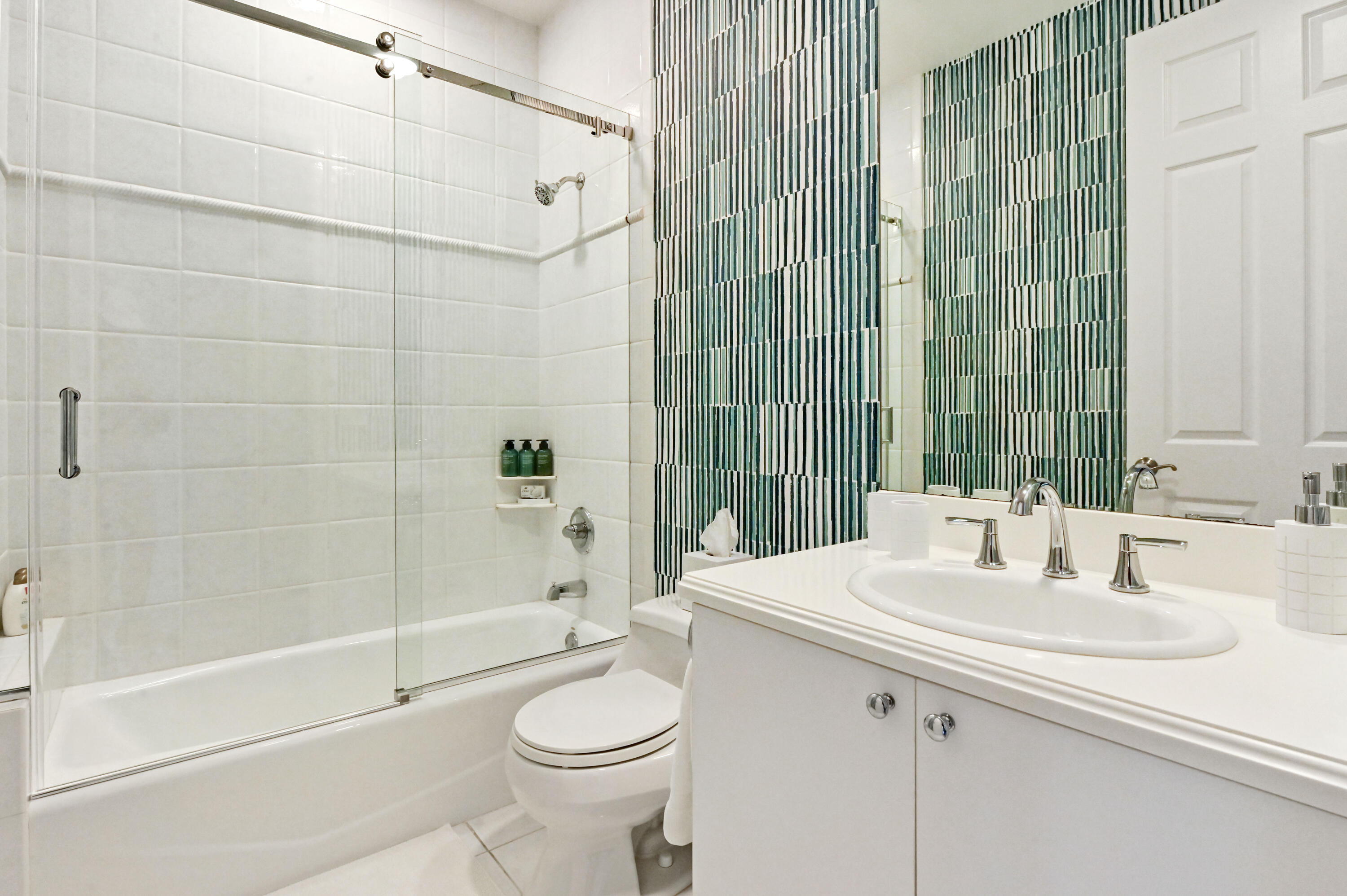 LANTANA POINT - Residential