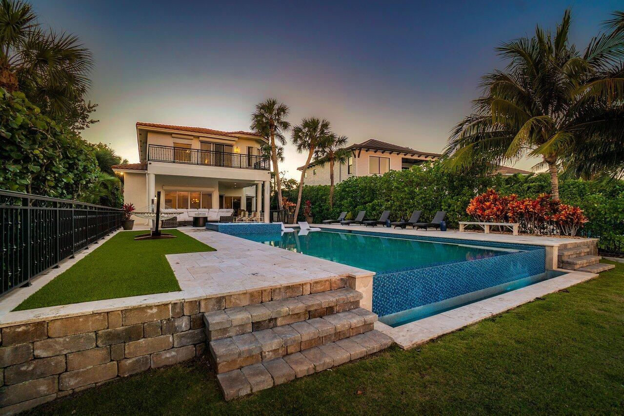 LANTANA POINT - Residential