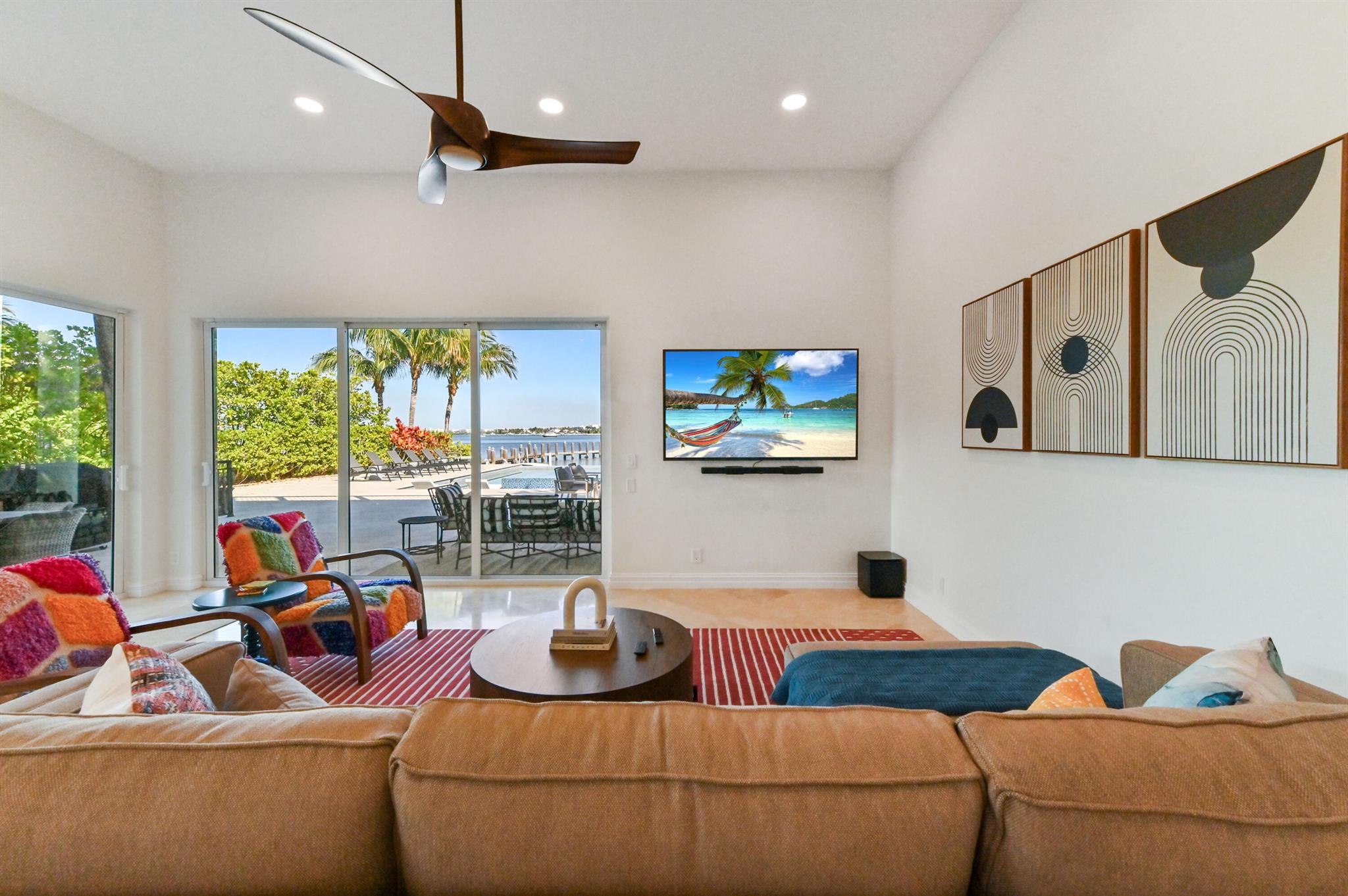 LANTANA POINT - Residential