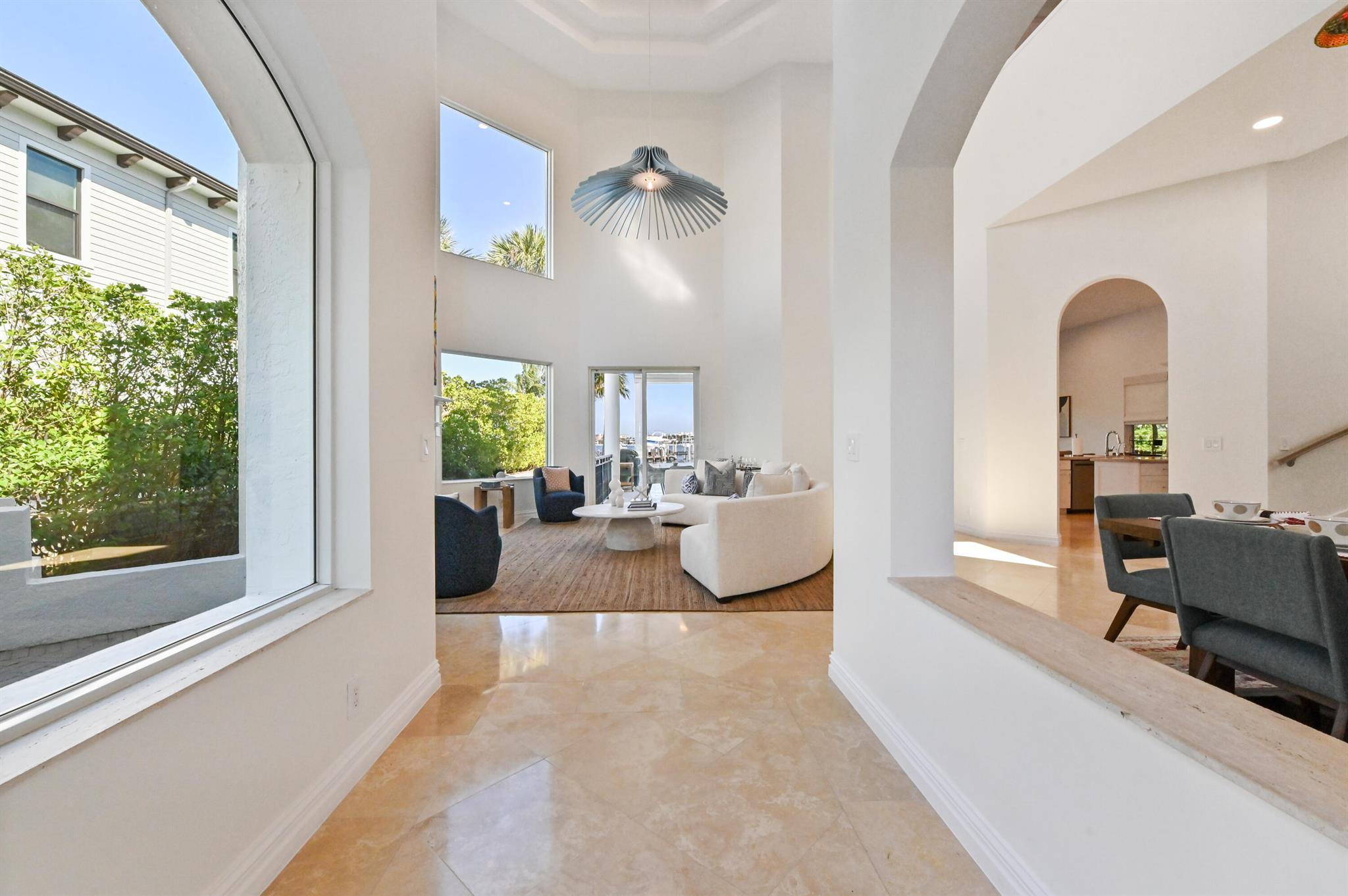 LANTANA POINT - Residential