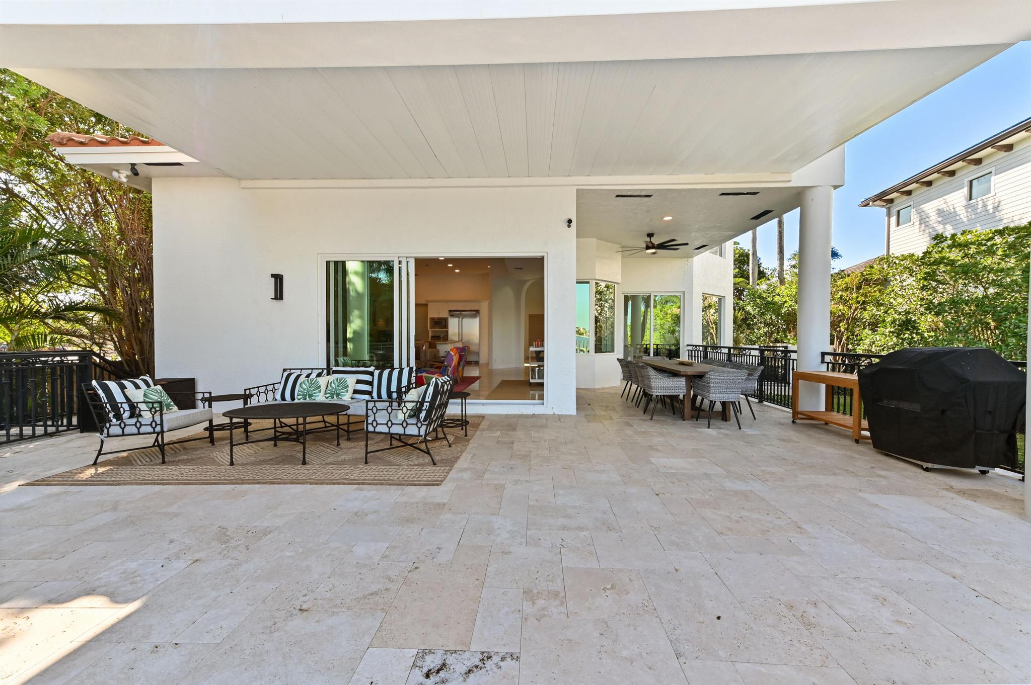 LANTANA POINT - Residential