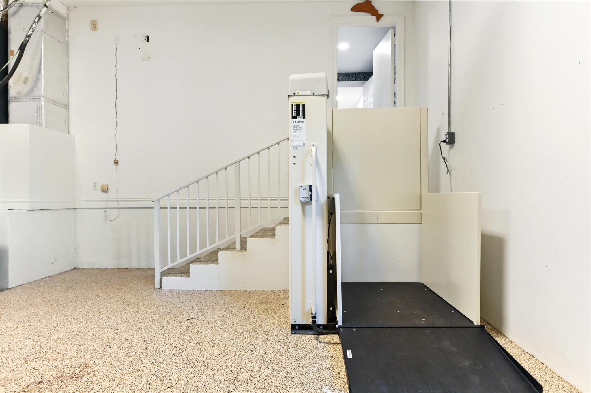 LANTANA POINT - Residential