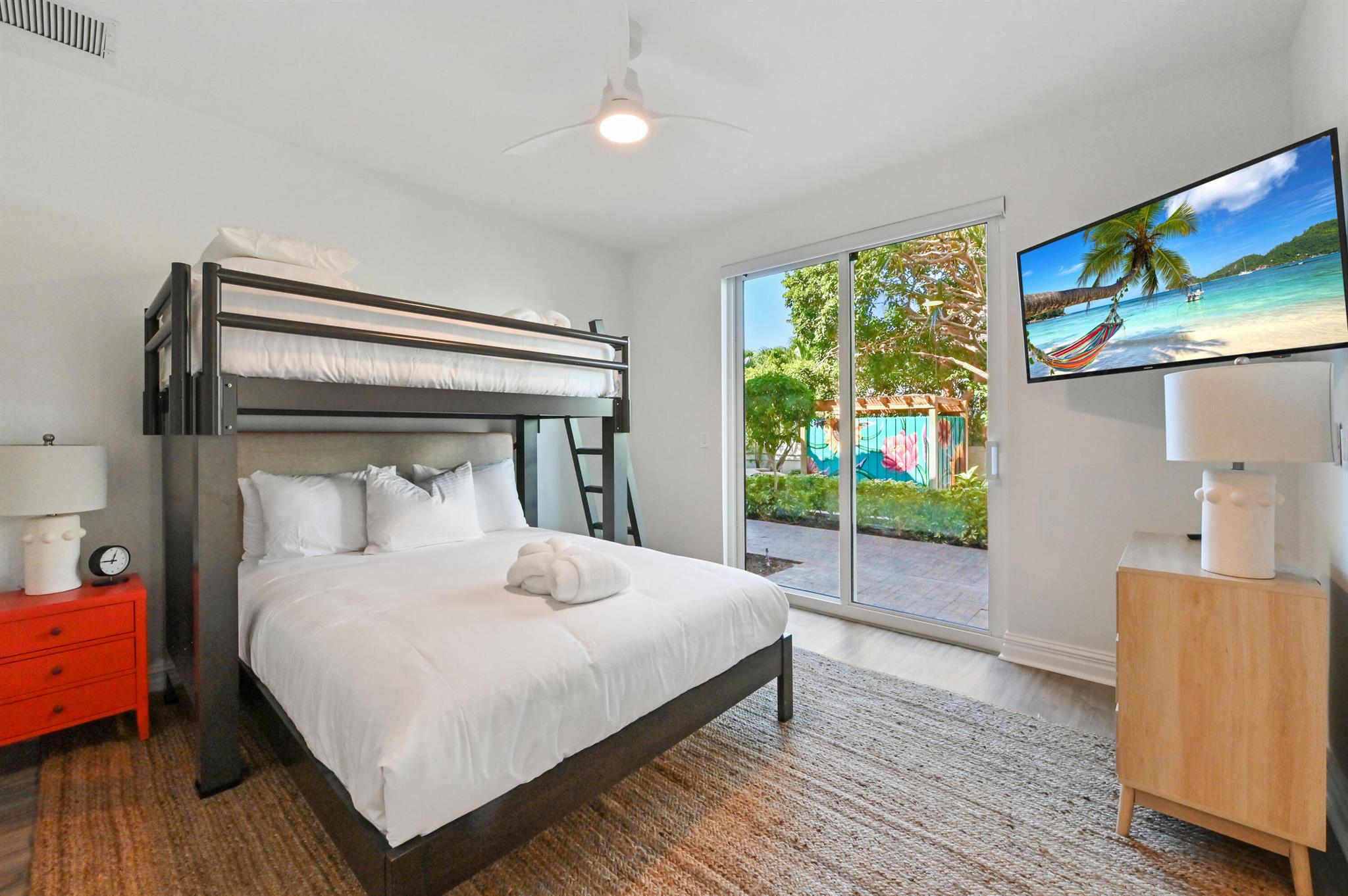 LANTANA POINT - Residential