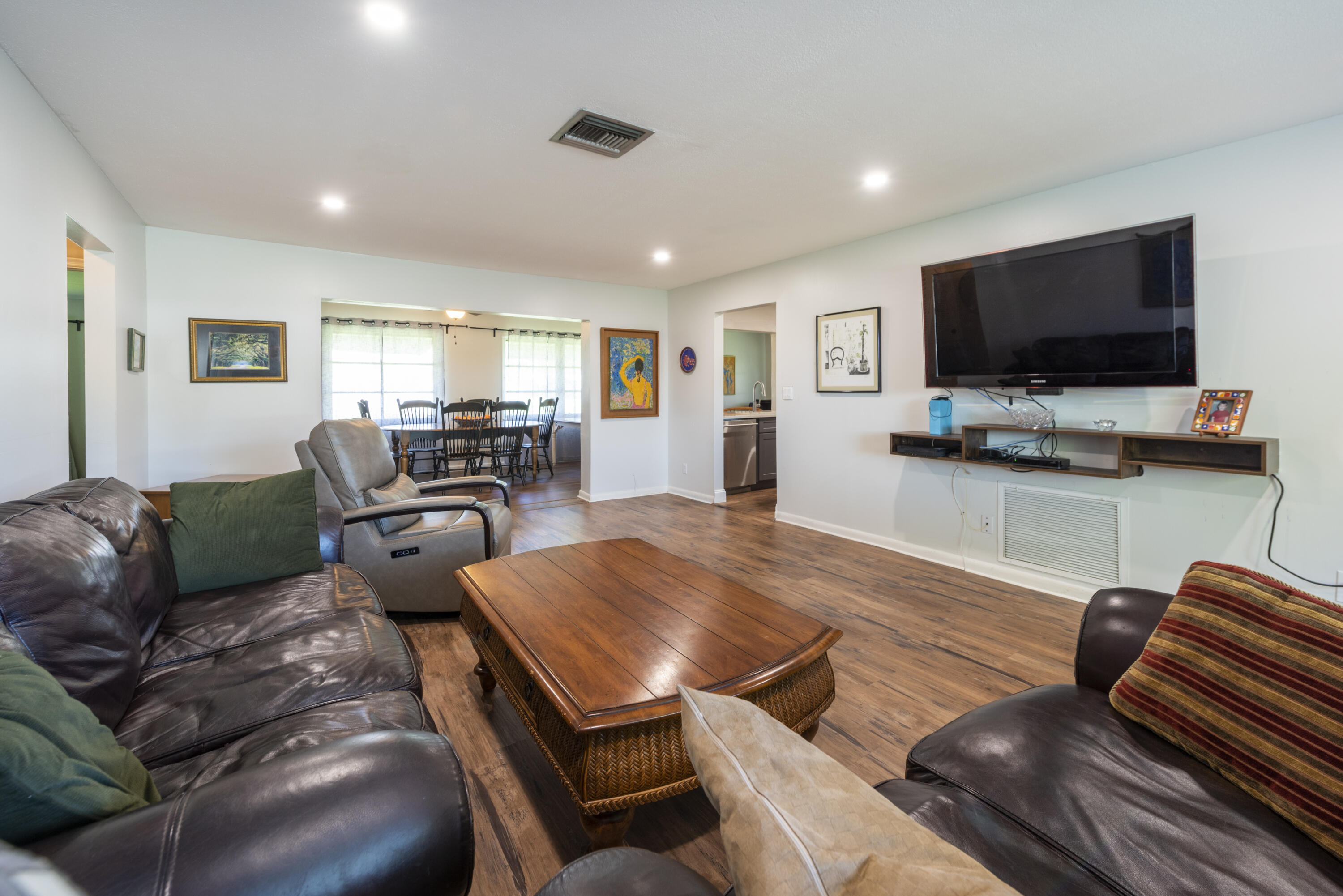 LAUDERDALE WEST 2 SEC - Residential