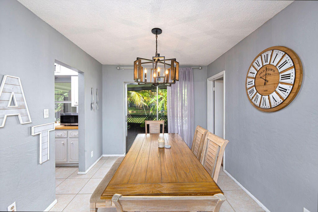 9411 NW 74TH Place