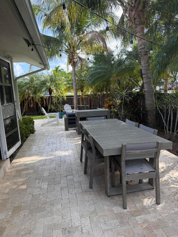 CENTRAL DANIA HEIGHTS - Residential