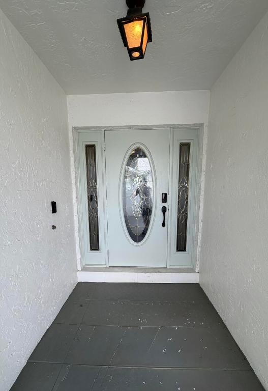 CENTRAL DANIA HEIGHTS - Residential