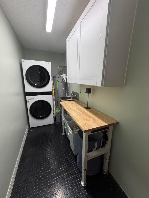 CENTRAL DANIA HEIGHTS - Residential