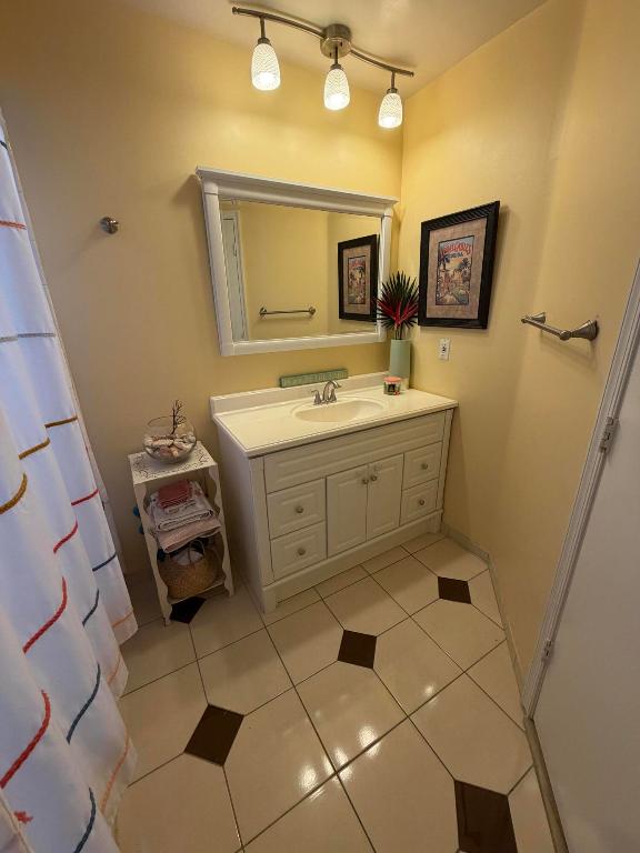 CENTRAL DANIA HEIGHTS - Residential