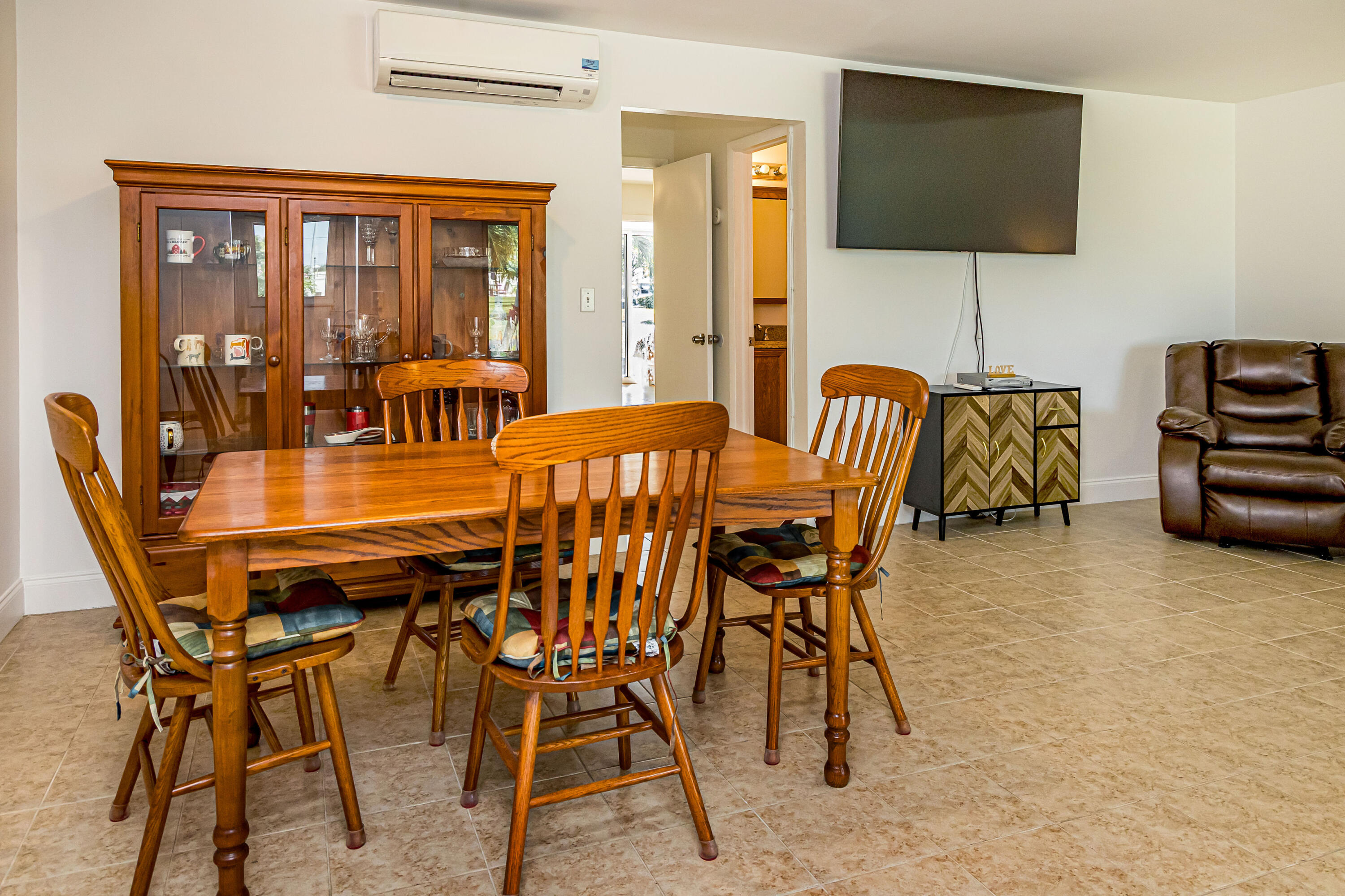 HIGH POINT WEST CONDO 2 - Residential