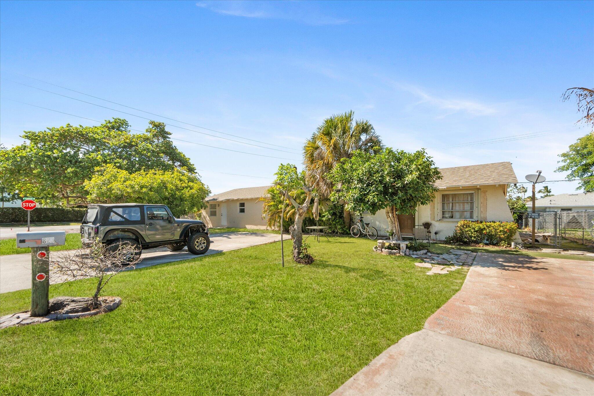 EASTVIEW MANOR - Residential Income