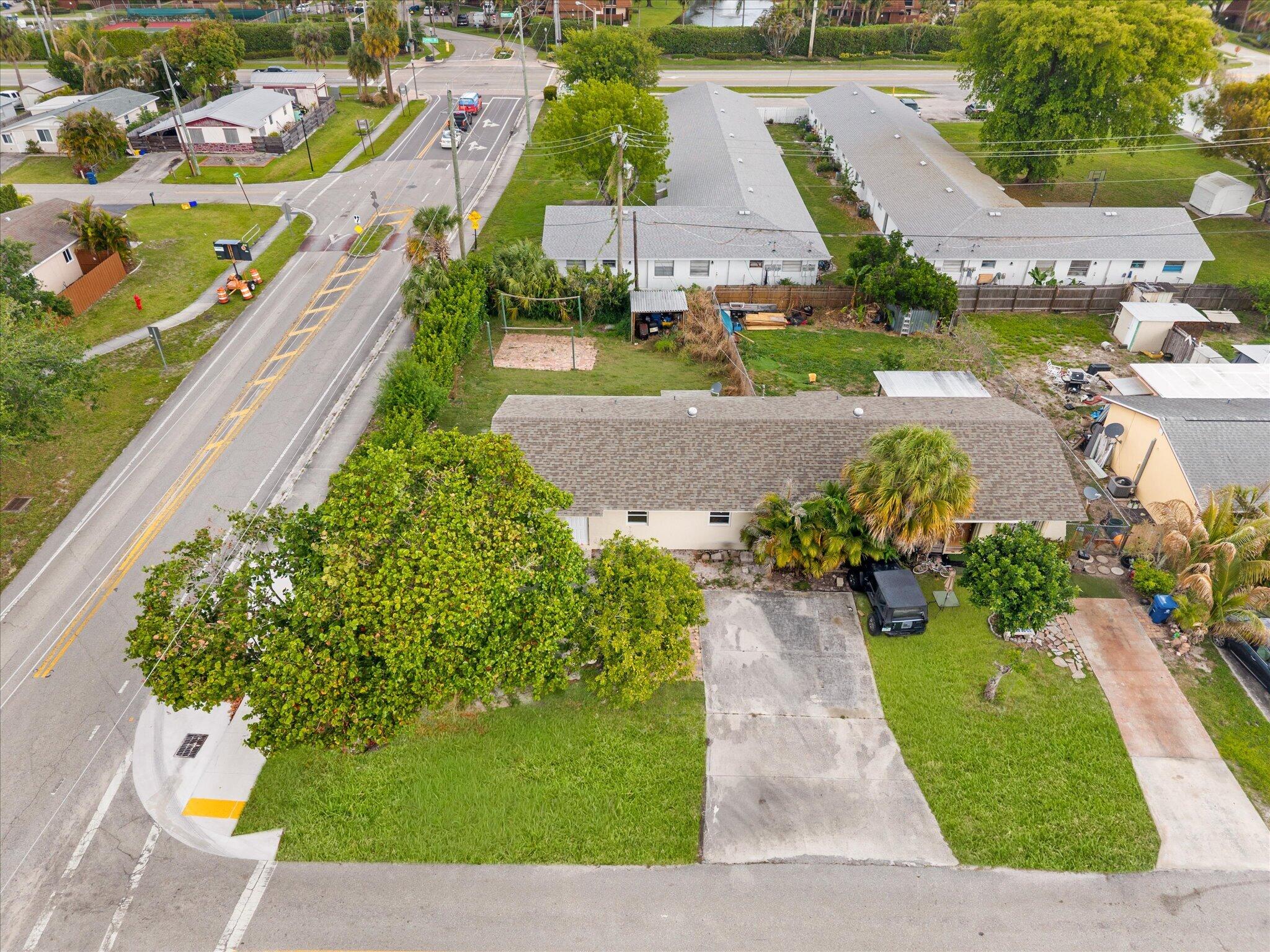 EASTVIEW MANOR - Residential Income