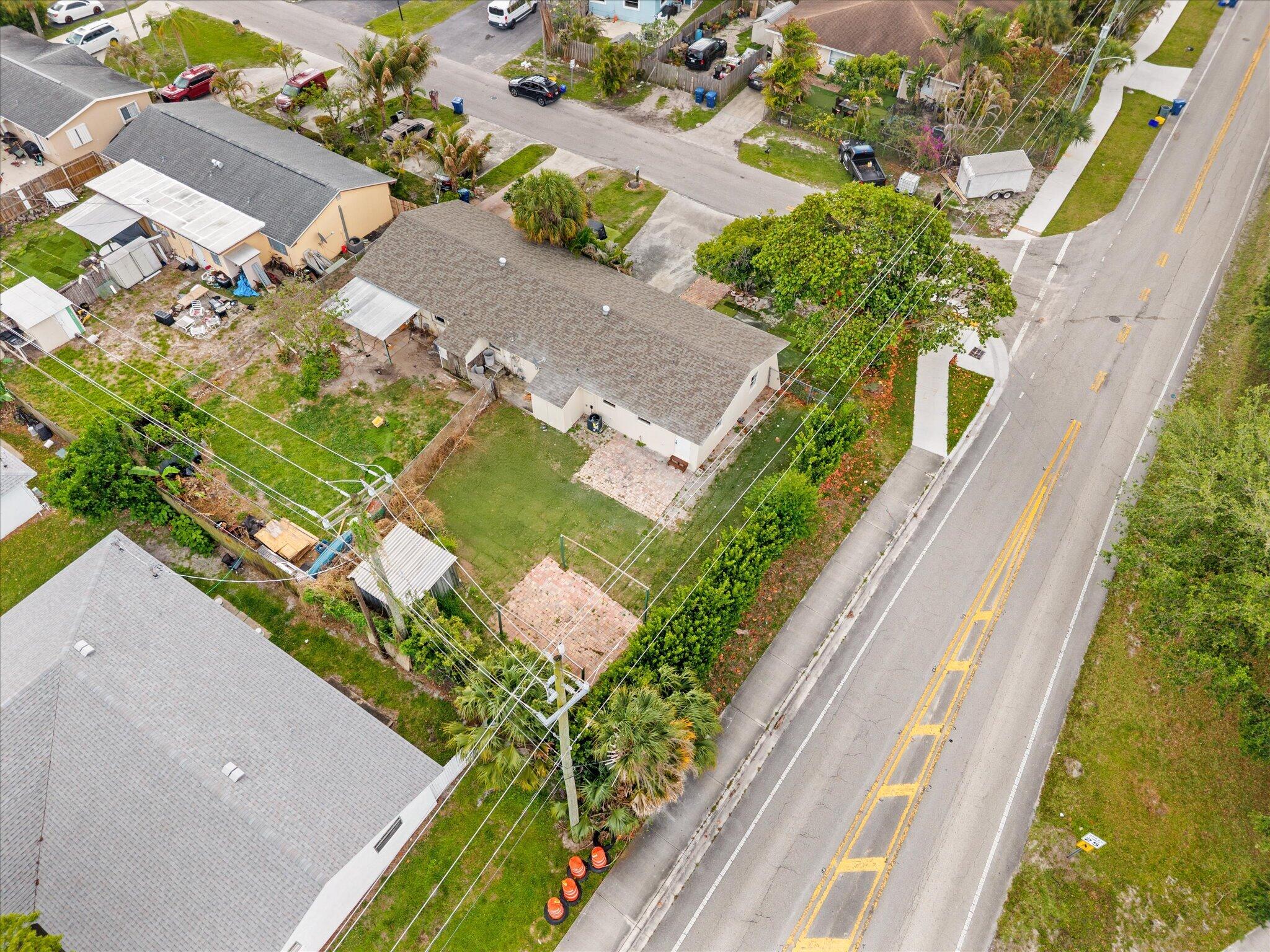 EASTVIEW MANOR - Residential Income