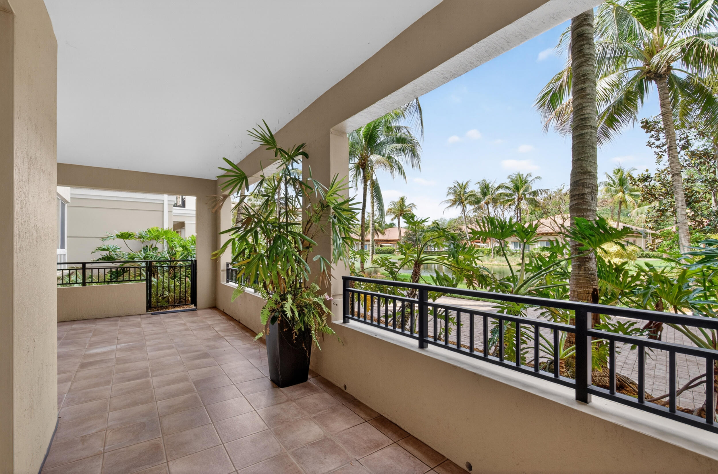 WESTON 55 PLUS CONDO - Residential