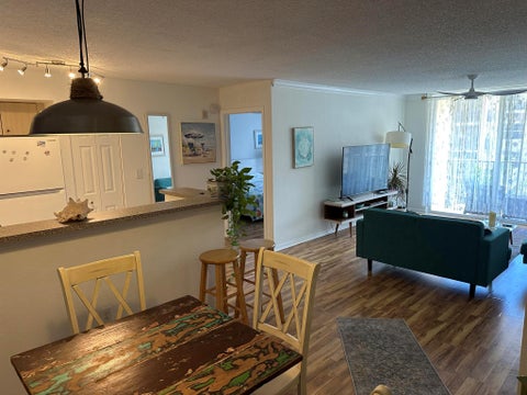Featured picture for the property R11083821