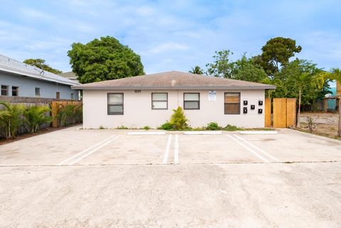 1009 9th Street 5 West Palm Beach FL 33401