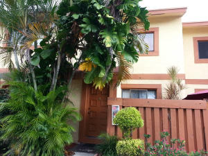 GREAT LOCATION IN A SMALL, QUIET COMMUNITY WITH POOL, TENNIS COURT AND PLAYGROUND FOR KIDS. THIS TWO BEDROOM/ONE AND HALF BATH TOWNHOUSE HAS A SCREENED IN LANAI WITH A PRIVACY BACKYARD AND BEAUTIFUL WATER VIEW. UPGRADED KITCHEN HAS ALL STAINLESS STEEL APPLIANCES AND GRANITE COUNTERS LOOKING OUT TO A PRIVATE COURTYARD. POWDER ROOM ON FIRST FLOOR - FULL BATH ON SECOND FLOOR WITH A SEPARATE SINK/DRESSING AREA IN MASTER BR. THE TWO GENEROUS SIZED BEDROOMS OFFER LOTS OF CLOSET SPACE! WASHER/DRYER IN UNIT - ALL APPLIANCES RELATIVELY NEW. LAMINATE FLOORING THROUGHOUT - TILE IN KITCHEN AND BATHS. THIS IS A MUST SEE!