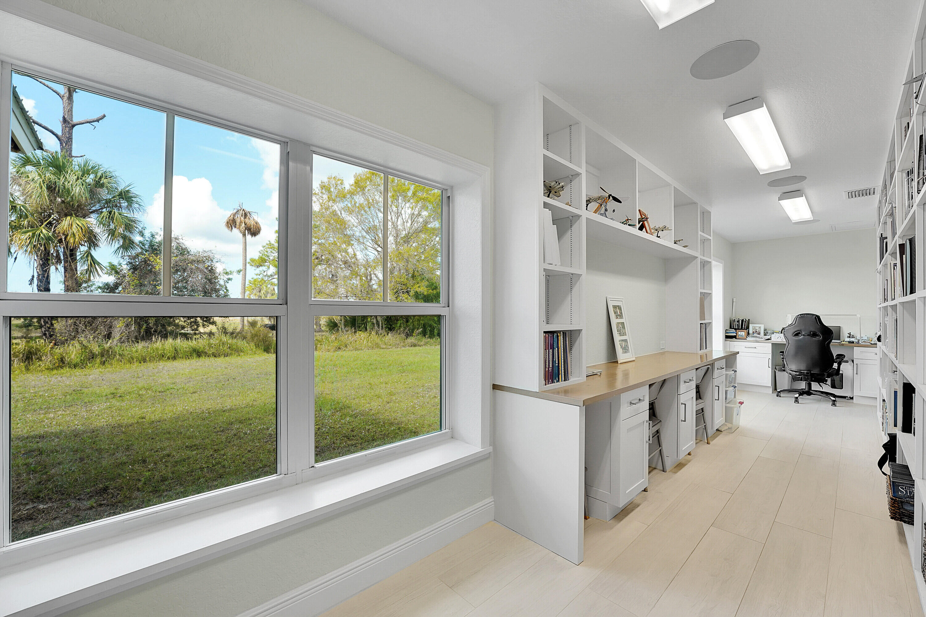 665000 Stuart Woods Ranch Hosanah Ln - Residential