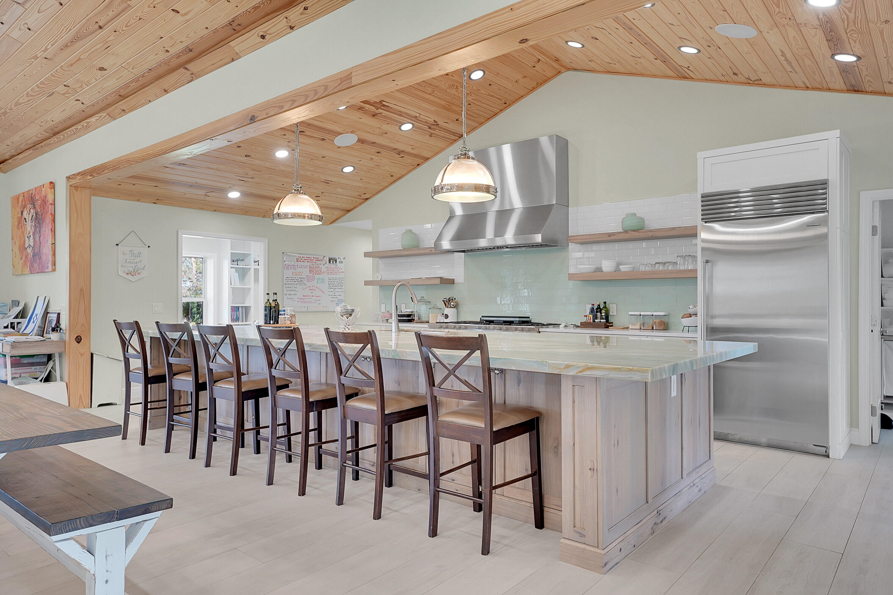 665000 Stuart Woods Ranch Hosanah Ln - Residential