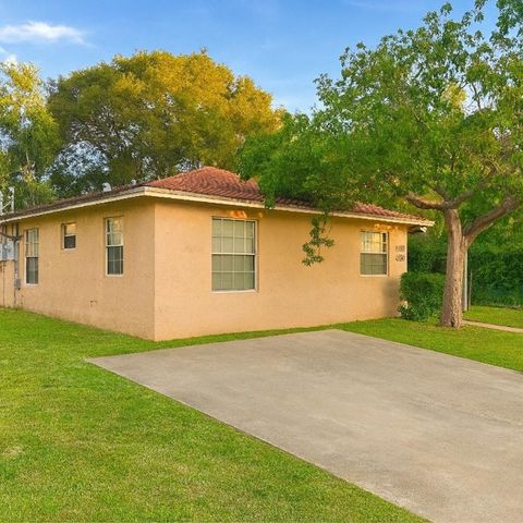 734 NW 13th Terrace Fort Lauderdale FL 33311