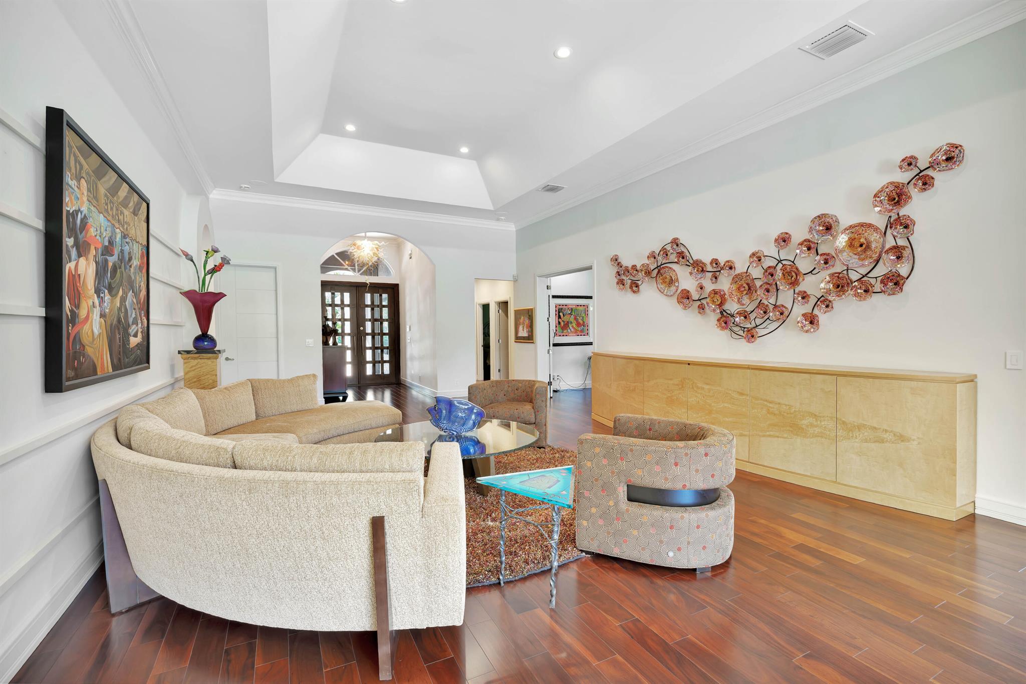 ADMIRALS COVE - Residential