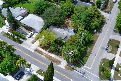 714 W Pine Street E Lantana FL 33462