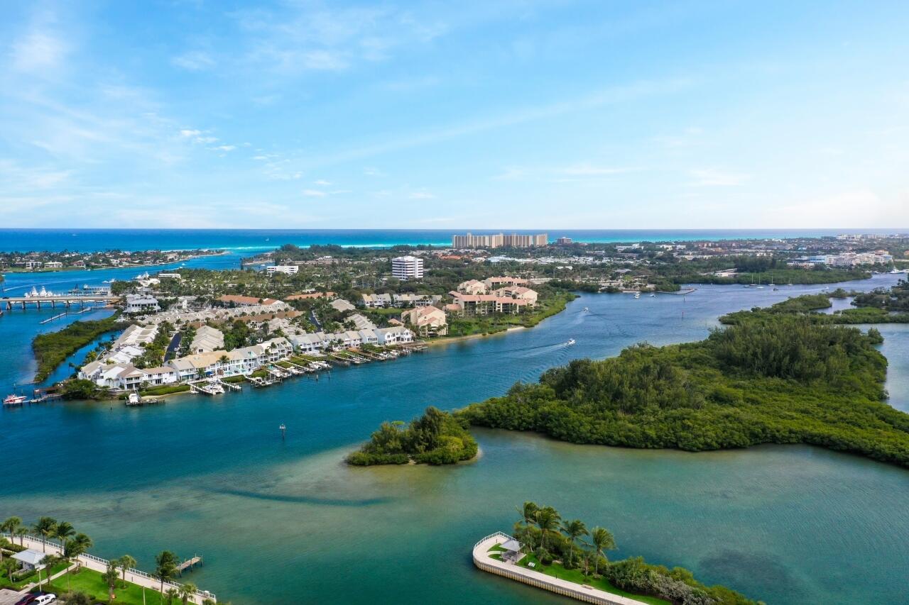 LANDS END - Residential