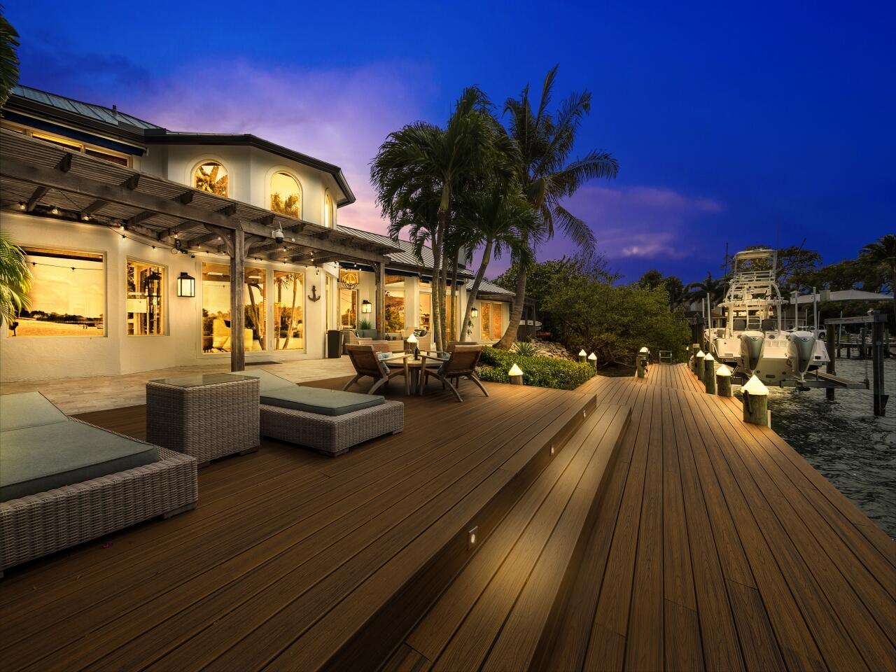 LANDS END - Residential