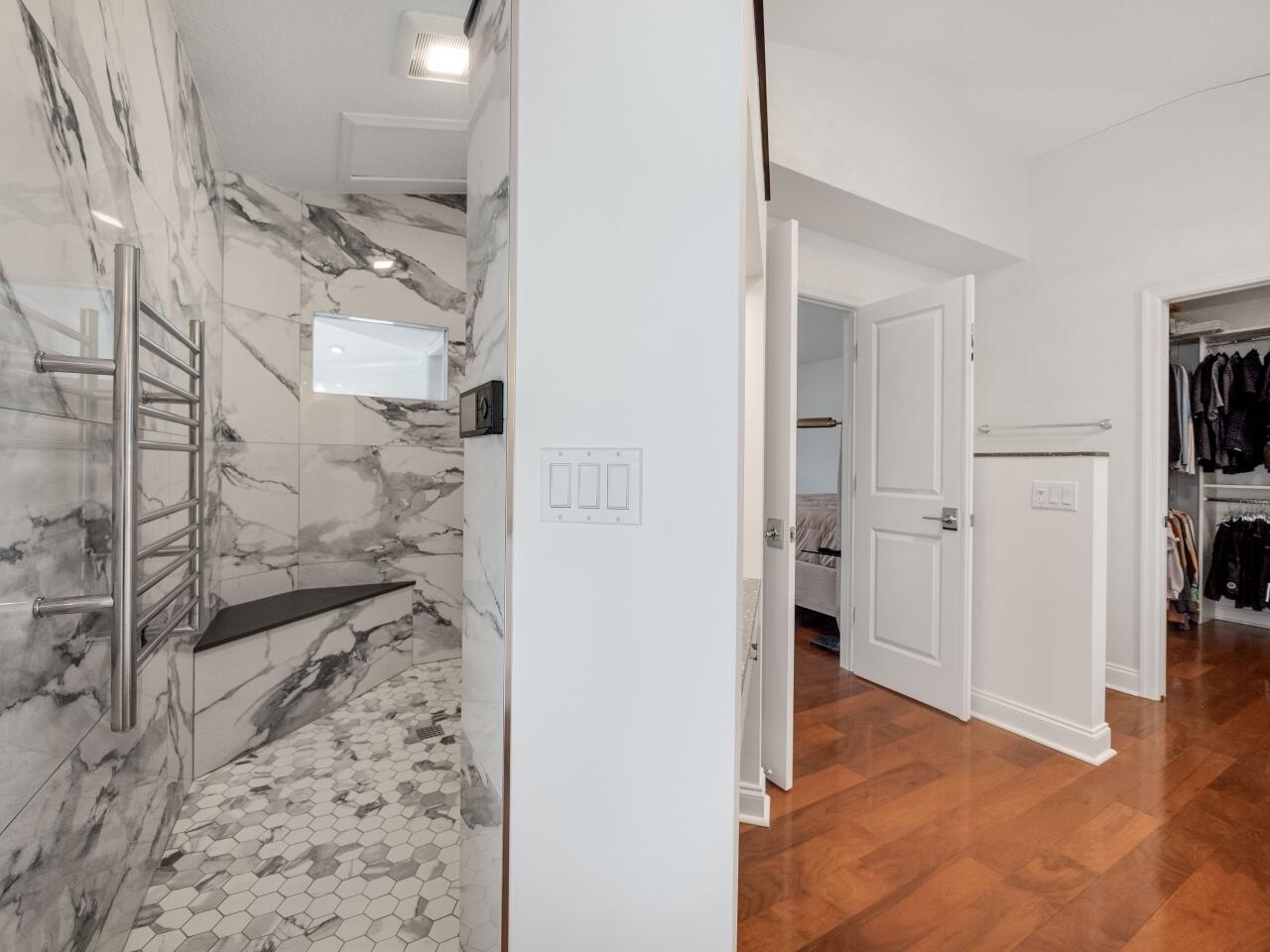 LANDS END - Residential