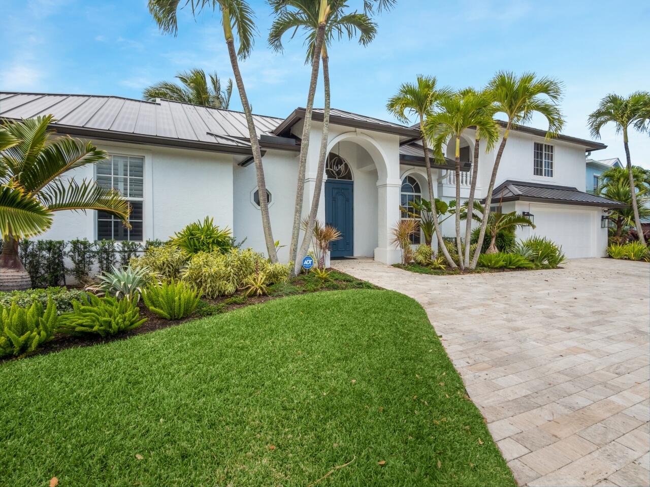 LANDS END - Residential