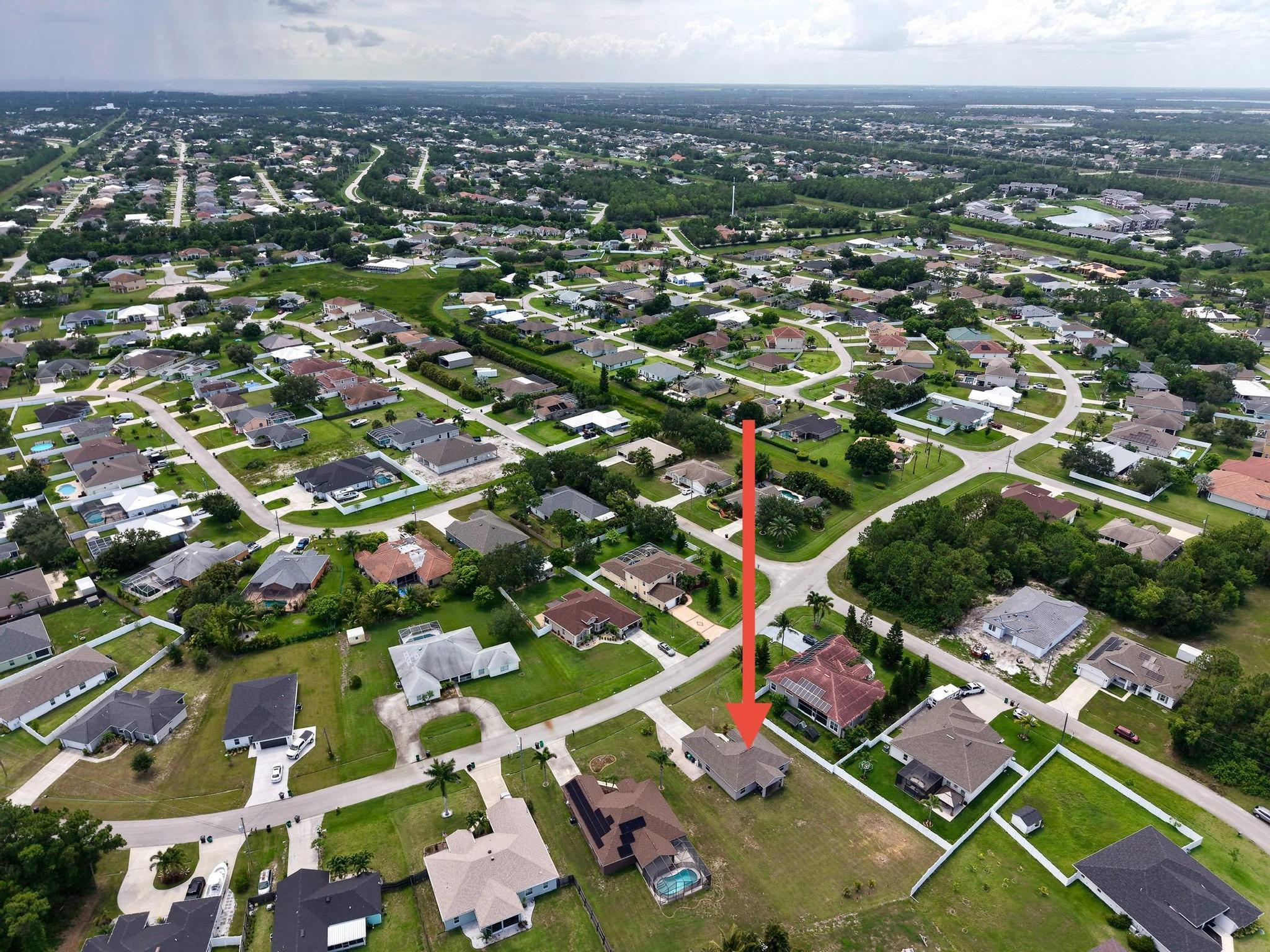 5741 NW Zenith Drive, Port St Lucie, FL, 34986/$418,000 3 5741 NW Zenith Drive