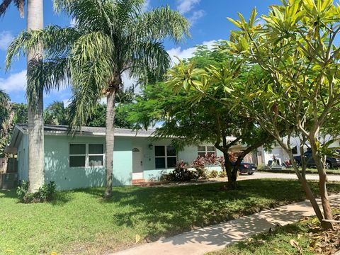 1423 Crest Drive Lake Worth FL 33461