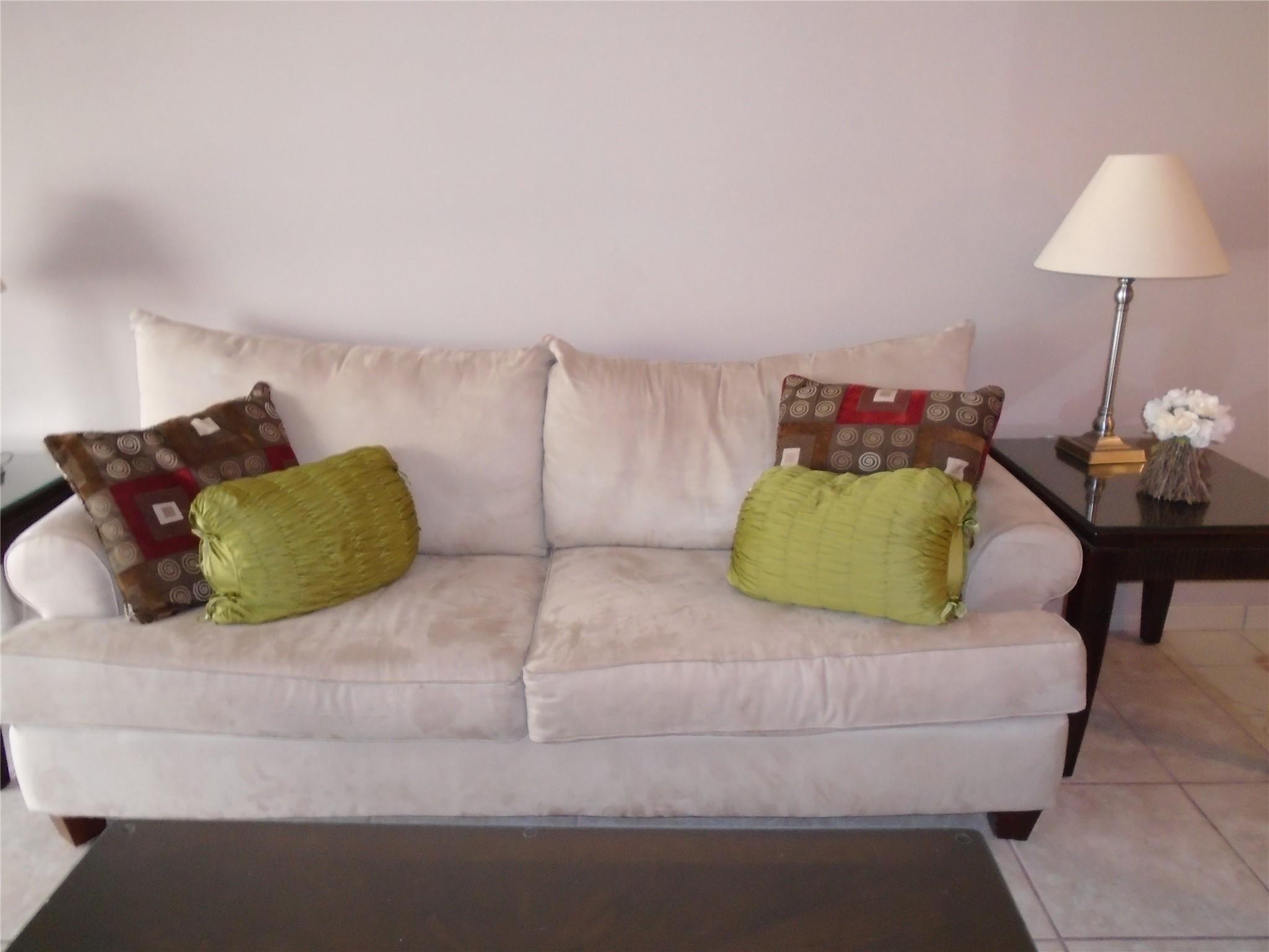 PALM-AIRE AT CORAL KEY GA - Residential Lease