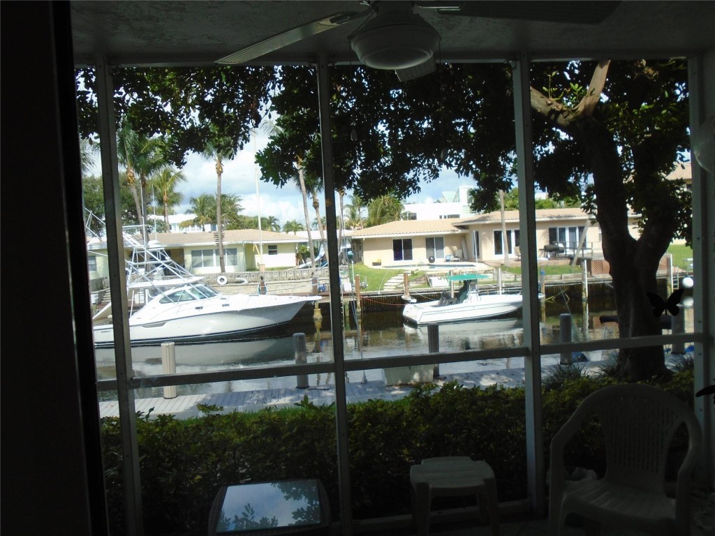 PALM-AIRE AT CORAL KEY GA - Residential Lease