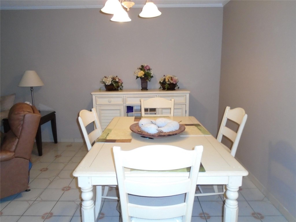 PALM-AIRE AT CORAL KEY GA - Residential Lease